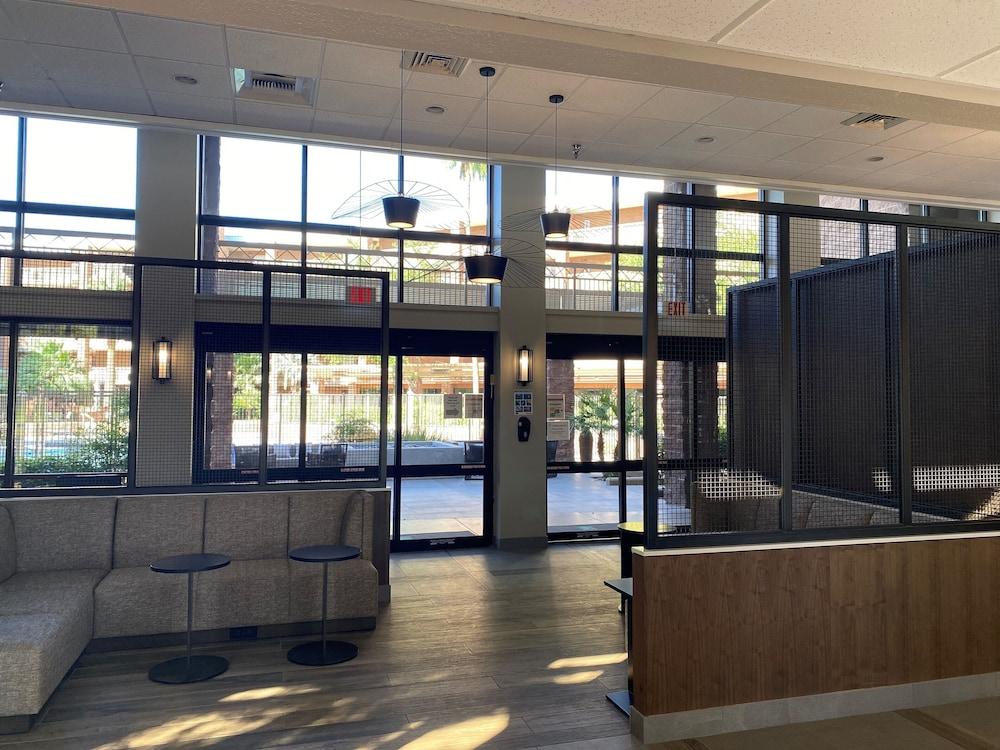 Embassy Suites By Hilton Tucson East Exteriör bild