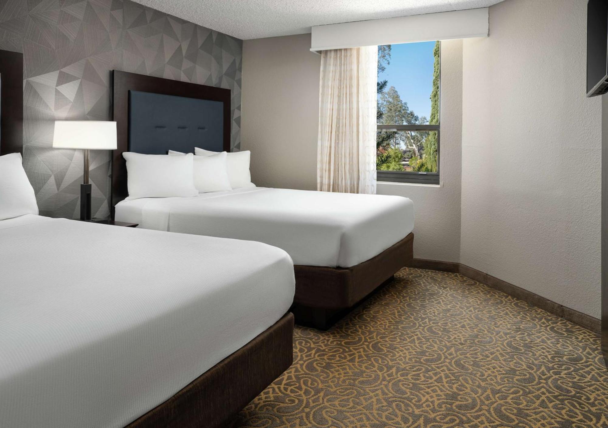Embassy Suites By Hilton Tucson East Exteriör bild