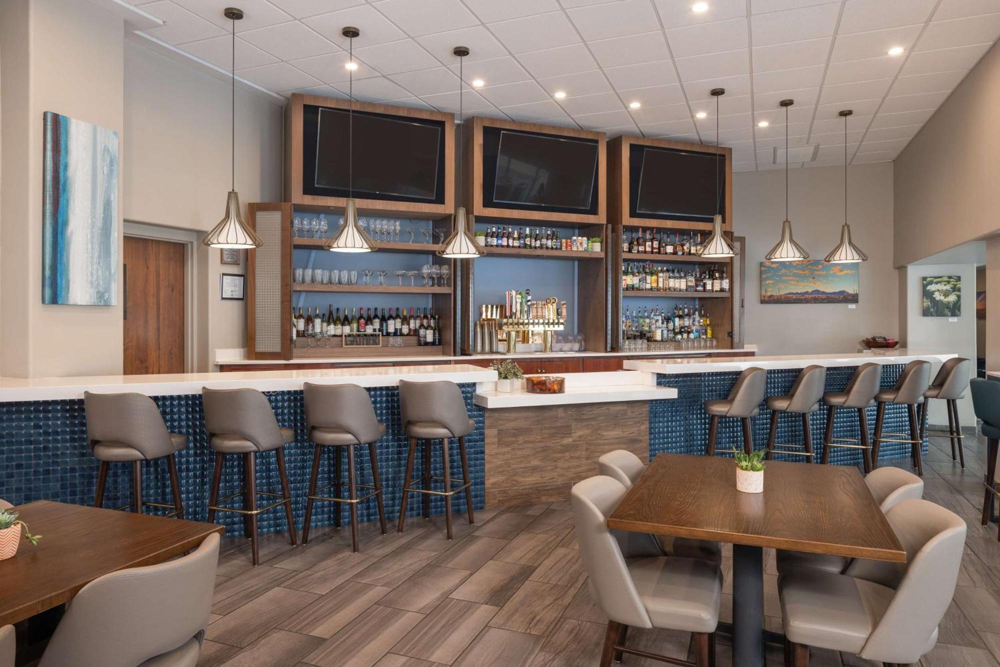 Embassy Suites By Hilton Tucson East Exteriör bild