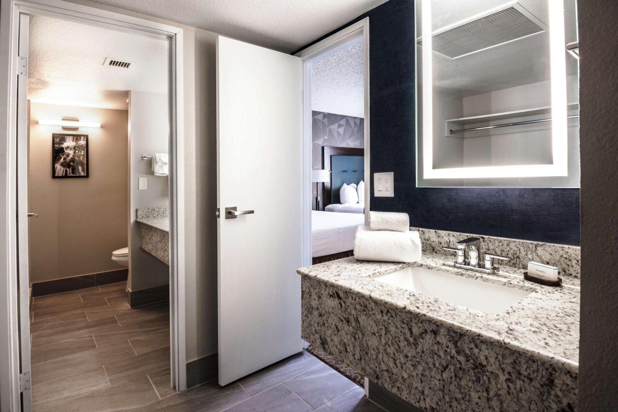 Embassy Suites By Hilton Tucson East Exteriör bild