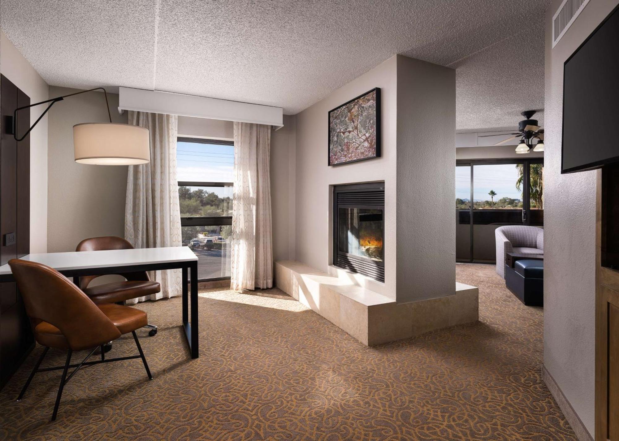 Embassy Suites By Hilton Tucson East Exteriör bild