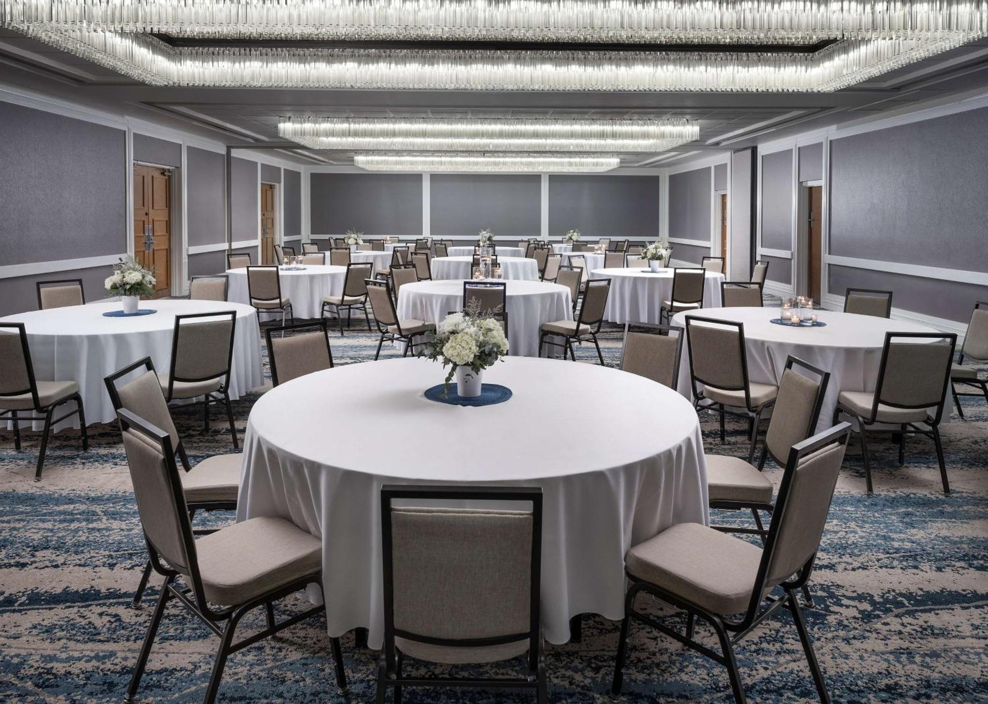 Embassy Suites By Hilton Tucson East Exteriör bild